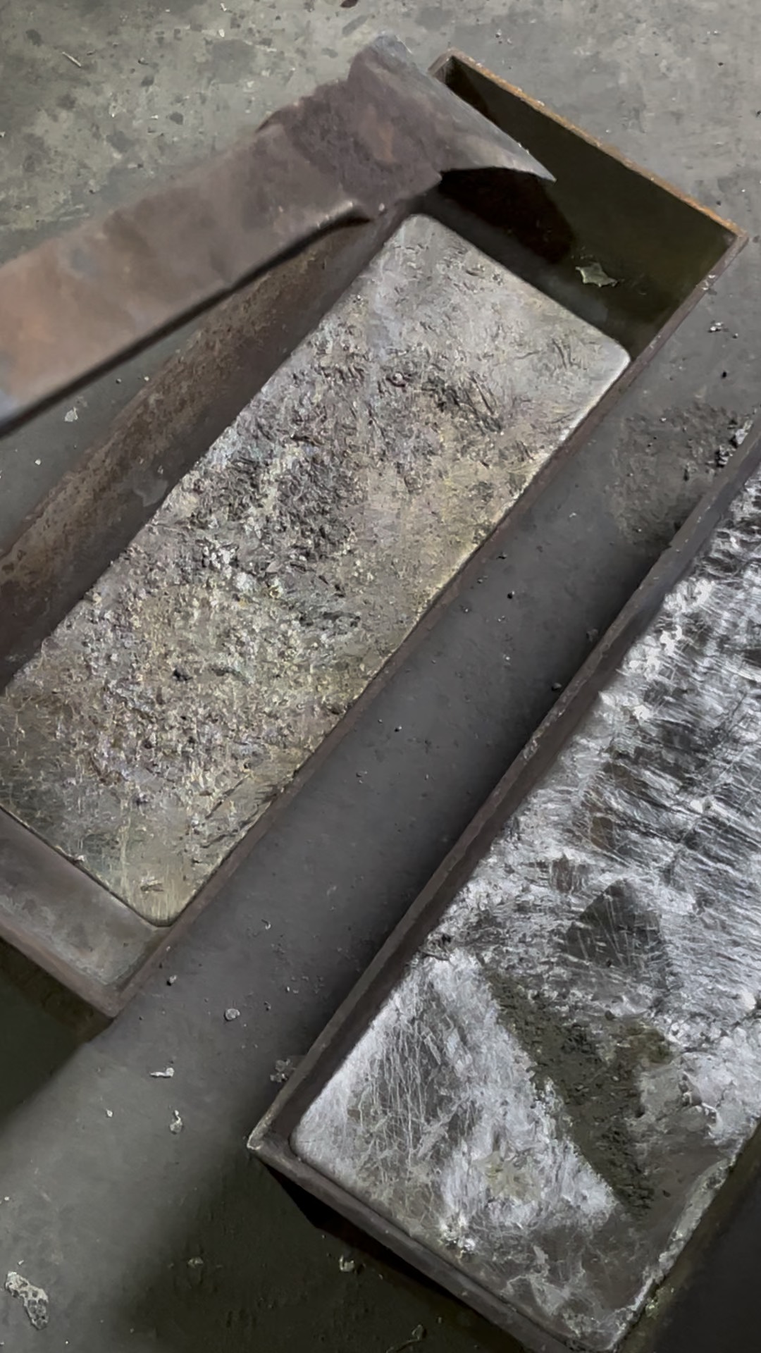 錫錠、鍍金針、金鹽等貴金屬資源的回收利用與環保價值